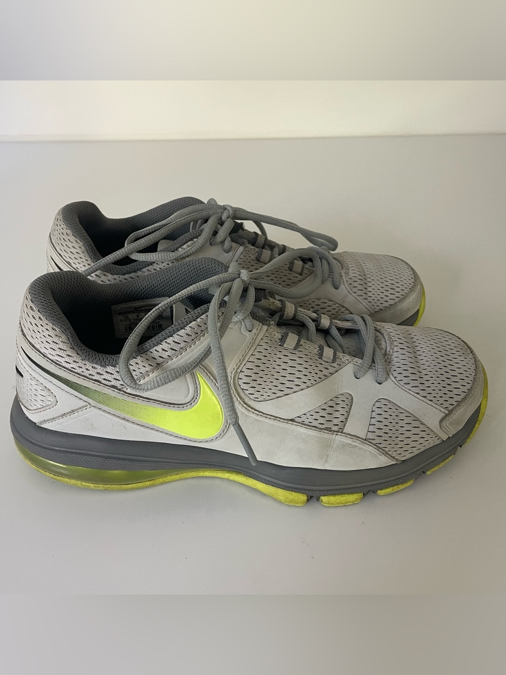 Nike Air Max Compete TR #579940 002 sneakers